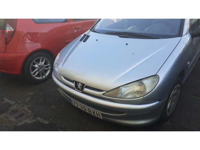 FARO DELANTERO DERECHO PEUGEOT 206 2002