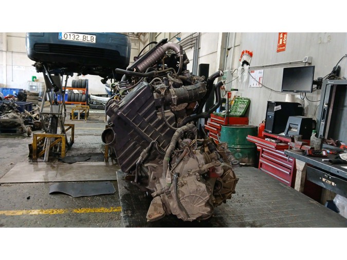 Motor TOYOTA YARIS 2005