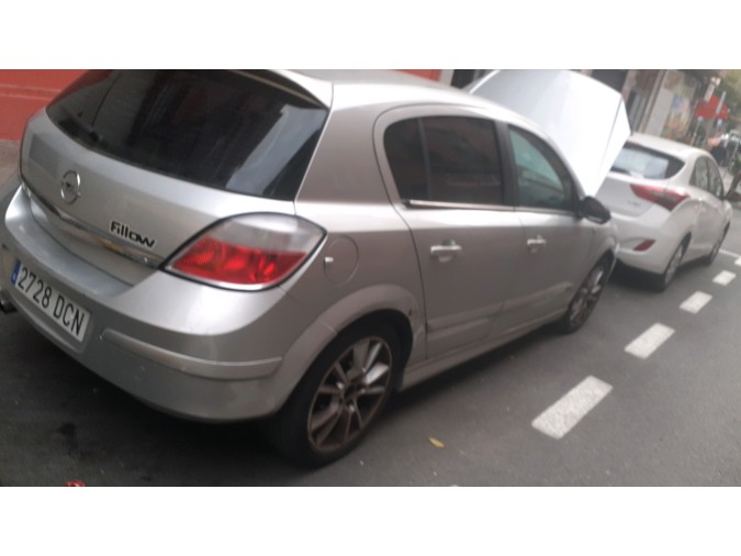 MANDO ELEVALUNAS DELANTERO DERECHO OPEL ASTRA 2004