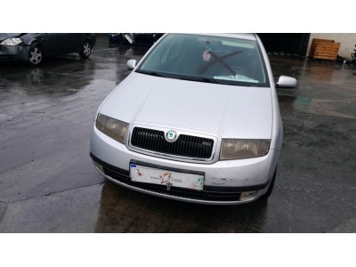 ALETA DELANTERA DERECHA SKODA FABIA 2004