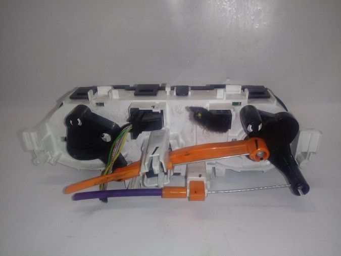 MANDO CALEFACCIÓN PEUGEOT 208 2014