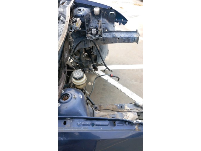 PANEL DELANTERO FORD FOCUS 1999