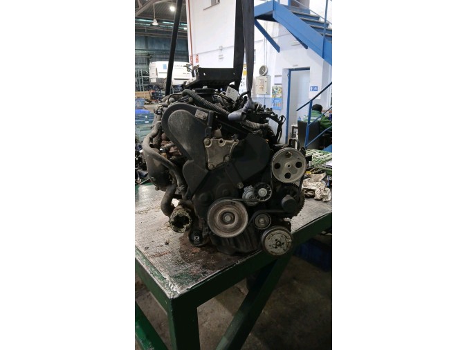 Motor CITROEN C5 2002