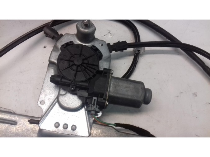 ELEVALUNAS DELANTERO DERECHO RENAULT CLIO 2012