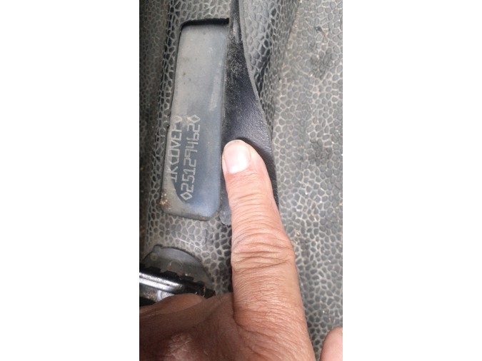 ELEVALUNAS DELANTERO DERECHO RENAULT KANGOO 2001