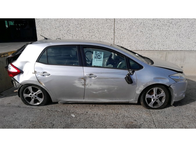 FARO ANTINIEBLA DERECHO TOYOTA AURIS 2011