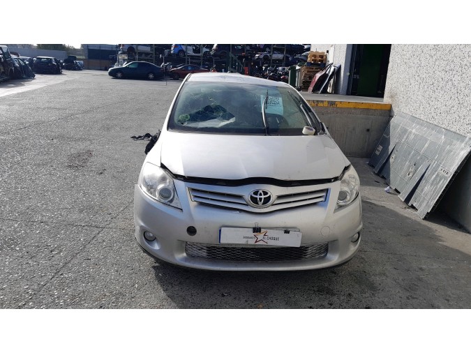 FARO ANTINIEBLA DELANTERO IZQUIERDO TOYOTA AURIS 2011