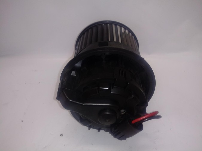 MOTOR CALEFACCION PEUGEOT 208 2014