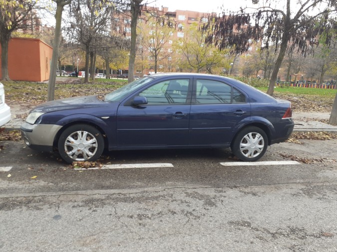 Autorradio FORD MONDEO 2004
