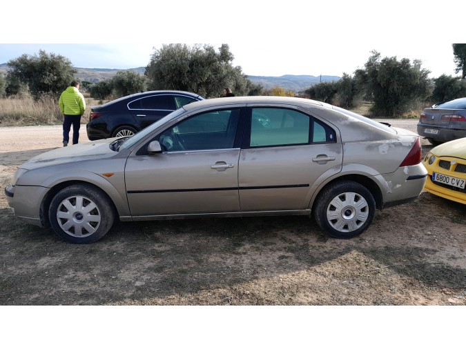 Autorradio FORD MONDEO 2002