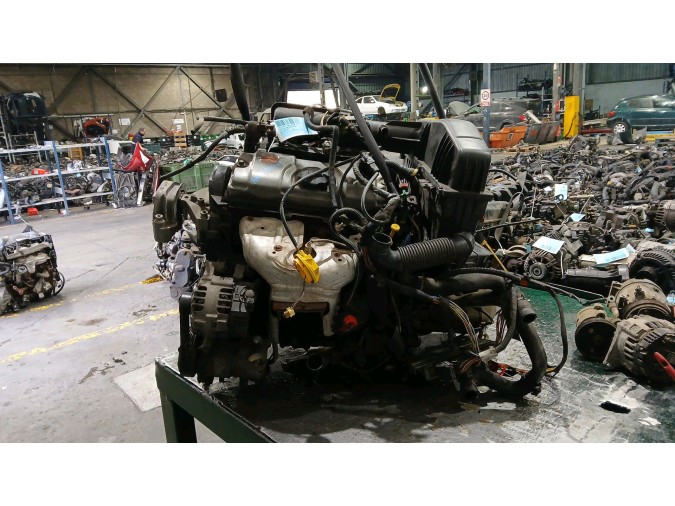 MOTOR CON ACCESORIOS Y CAJA DE CAMBIOS CITROEN C3 2004