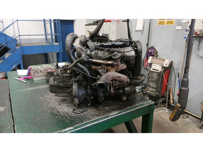 Motor CITROEN XANTIA 1999
