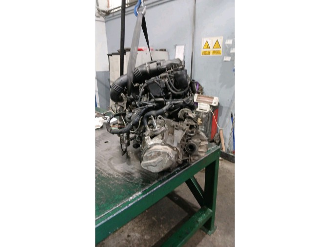 MOTOR CON ACCESORIOS Y CAJA DE CAMBIOS PEUGEOT 308 2008