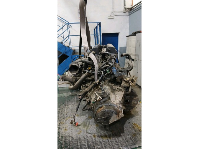 MOTOR CON ACCESORIOS Y CAJA DE CAMBIOS PEUGEOT 307