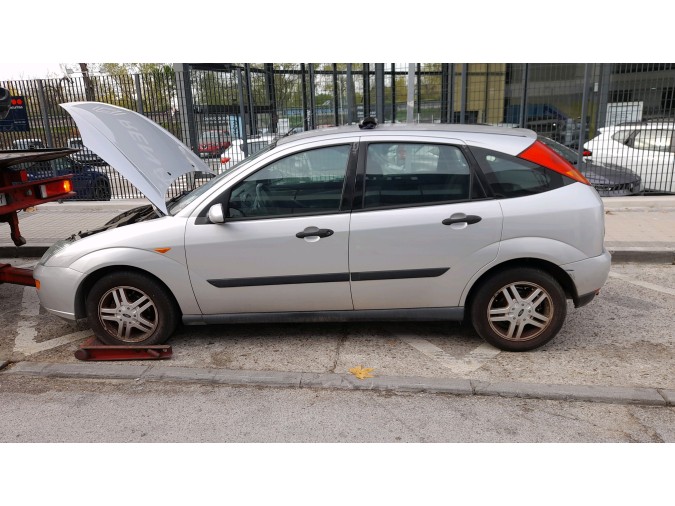 PANEL DELANTERO FORD FOCUS 1999