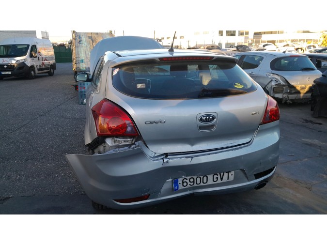 DEPOSITO LIMPIAPARAB KIA CEED 2010