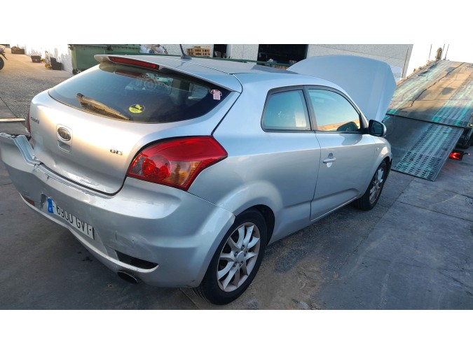 DEPOSITO LIMPIAPARAB KIA CEED 2010
