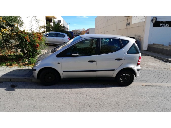 PUERTA TRASERA IZQUIERDA MERCEDES A 140 2003