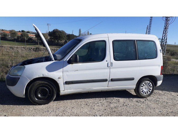 PARAGOLPES TRASERO CITROEN BERLINGO 2004