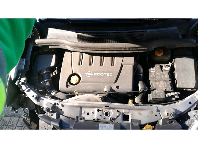 PRETENSOR CINTURÓN DELANTERO DERECHO OPEL ZAFIRA 2008