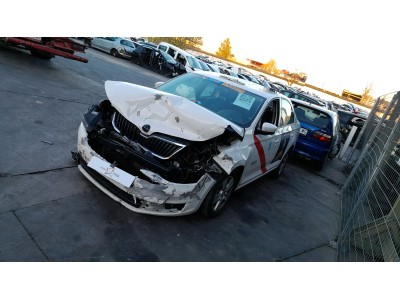 VOLANTE SKODA RAPID 2016