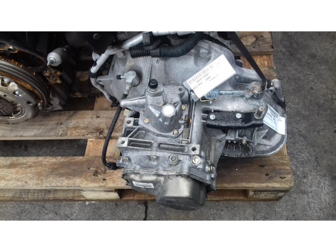 CAJA CAMBIOS OPEL VECTRA 2000
