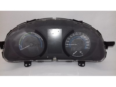 CUADRO INSTRUMENTOS TOYOTA AURIS 2016