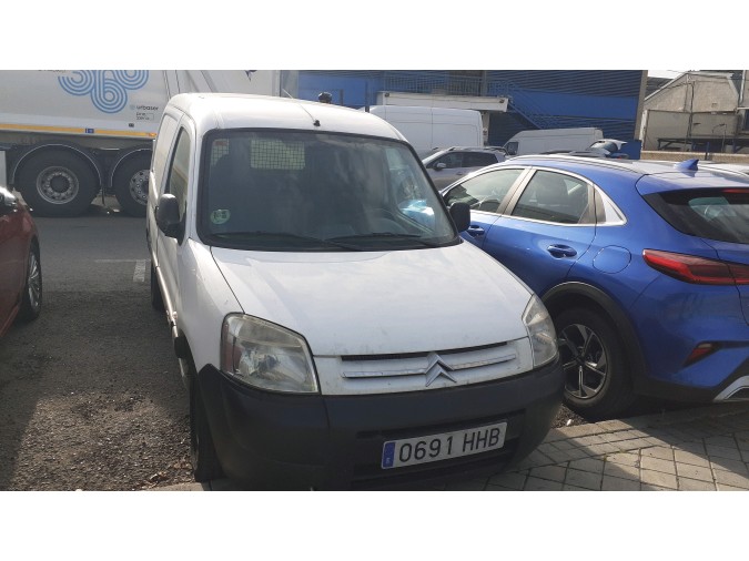 PUERTA TRASERA DERECHA CITROEN BERL FIRST HDI75 2011
