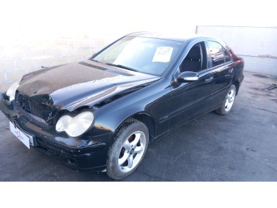ALETA DELANTERA DERECHA MERCEDES C 220 CDI 2004