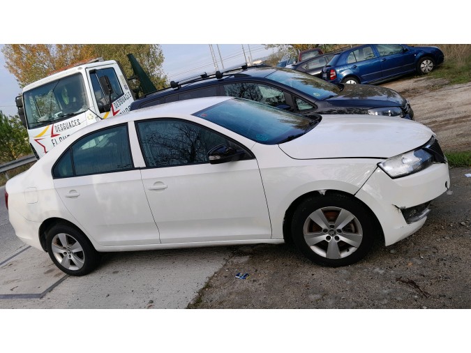 ELEVALUNAS DELANTERO DERECHO SKODA RAPID 2016