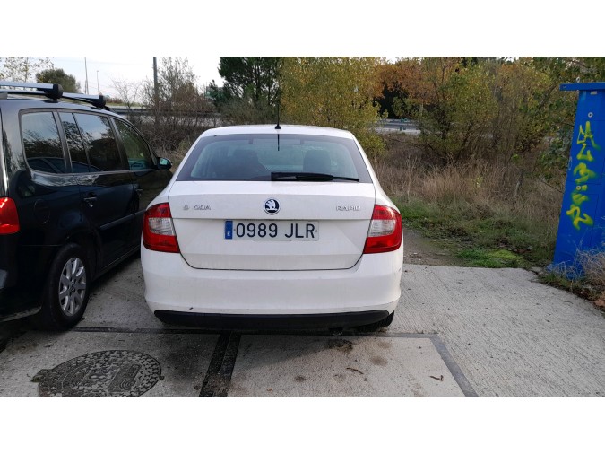 ELEVALUNAS TRASERO IZQUIERDO SKODA RAPID 2016