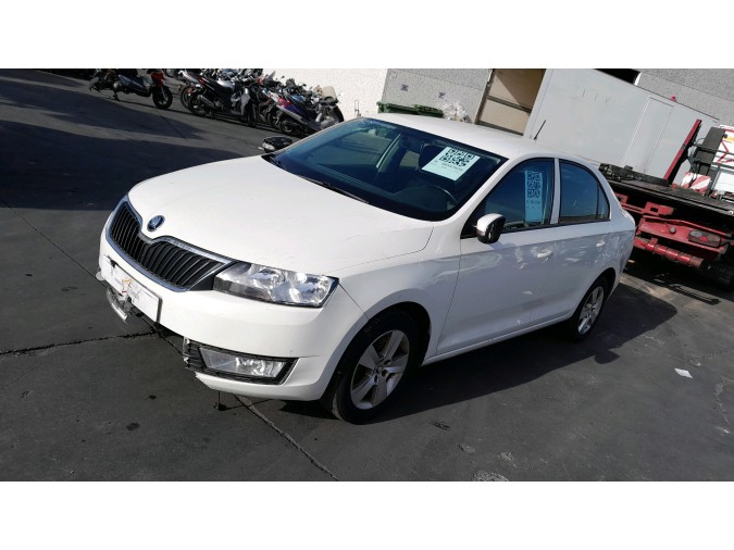 ELEVALUNAS TRASERO DERECHO SKODA RAPID 2016