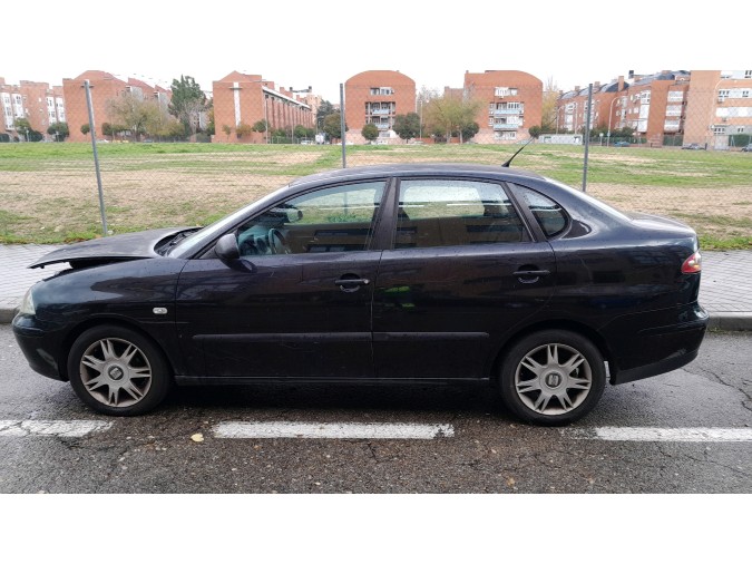 PARAGOLPES TRASERO SEAT CORDOBA 2003
