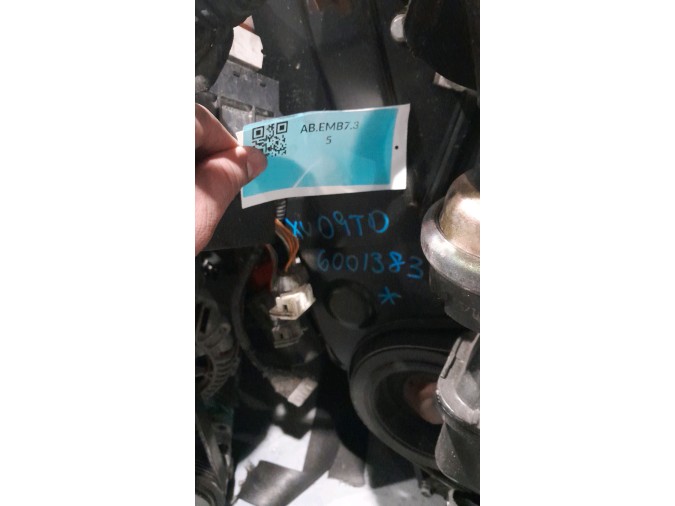 MOTOR CON ACCESORIOS Y CAJA DE CAMBIOS CITROEN XANTIA 1996