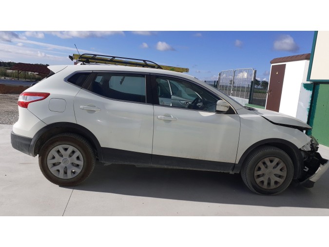 PUERTA DELANTERA DERECHA NISSAN QASHQAI 2014