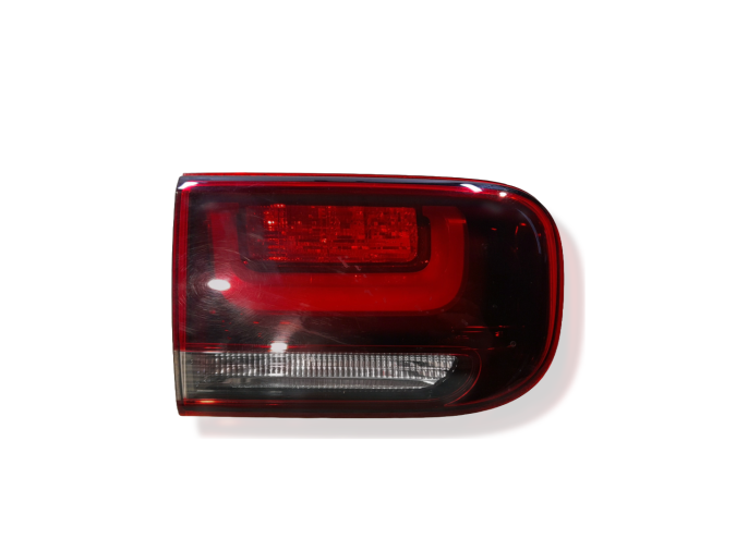 PILOTO  TRASERO INTERIOR IZQUIERDO CITROEN C4 CACTUS 2019