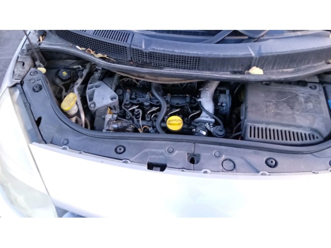 FARO ANTINIEBLA DELANTERO RENAULT MÉGANE 2004