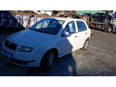 PARAGOLPES TRASERO SKODA FABIA 2004