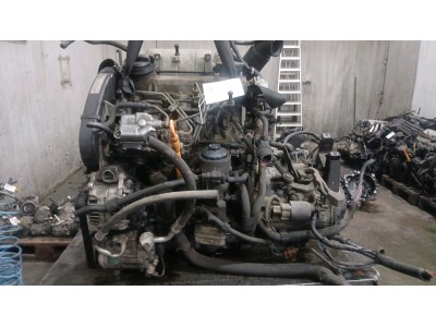MOTOR CON ACCESORIOS Y CAJA DE CAMBIOS SKODA FABIA 2004
