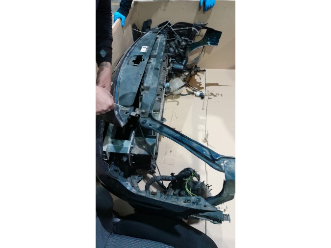 PARAGOLPES DELANTERO PEUGEOT 307 2007