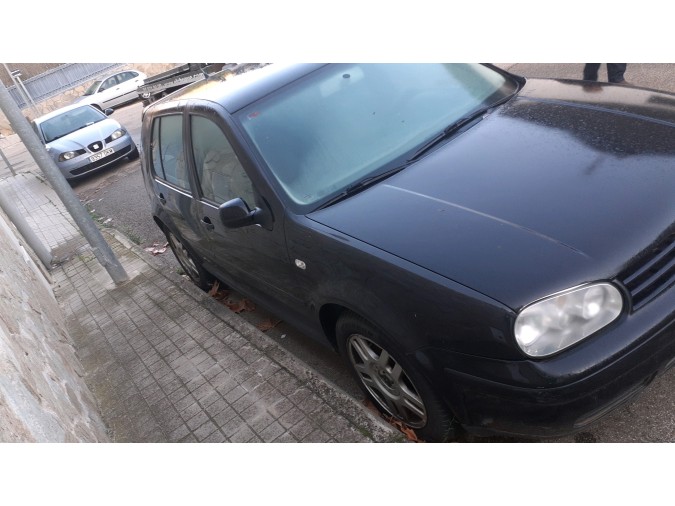 Intercooler VOLKSWAGEN GOLF 2000