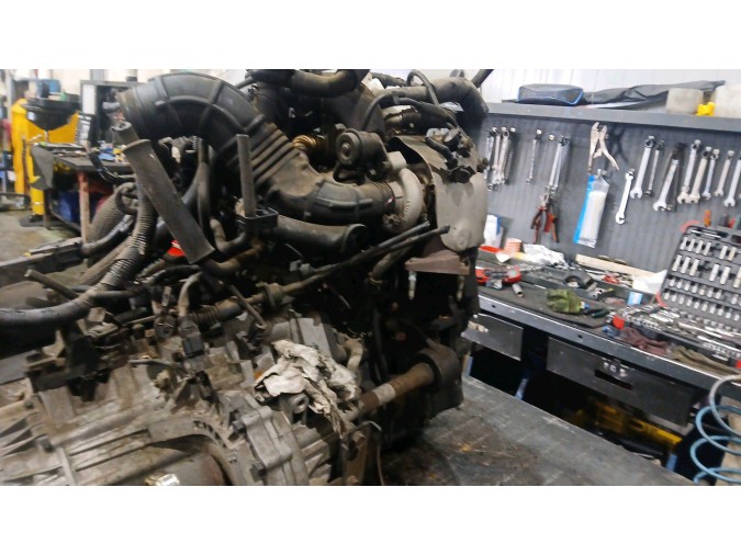 MOTOR CON ACCESORIOS Y CAJA DE CAMBIOS HYUNDAI GETZ 2005