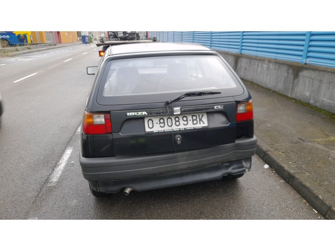 Cerradura guantera SEAT IBIZA 1993