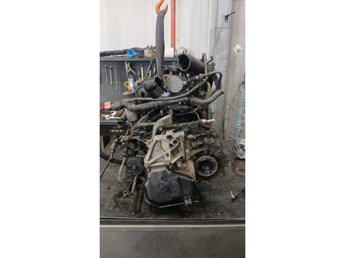 Motor SKODA OCTAVIA 2000