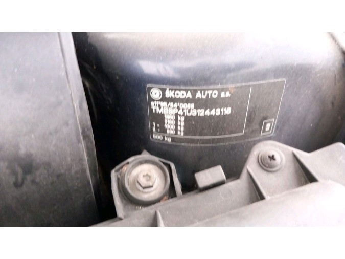 ELEVALUNAS TRASERO IZQUIERDO SKODA OCTAVIA 2000