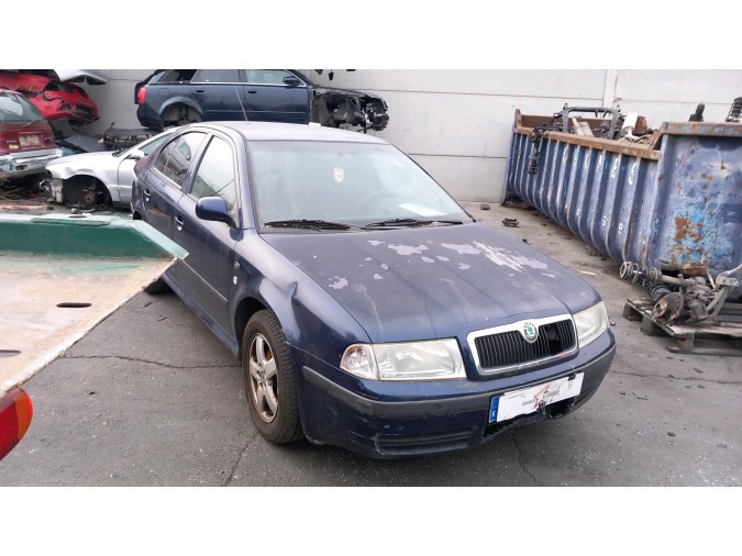 MANDO ELEVALUNAS DELANTERO DERECHO SKODA OCTAVIA 2000
