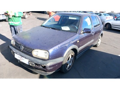 PARAGOLPES TRASERO VOLKSWAGEN GOLF 1995