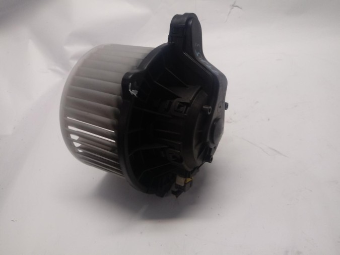 MOTOR DEL CALENTADOR SO HYUNDAI I30 2012