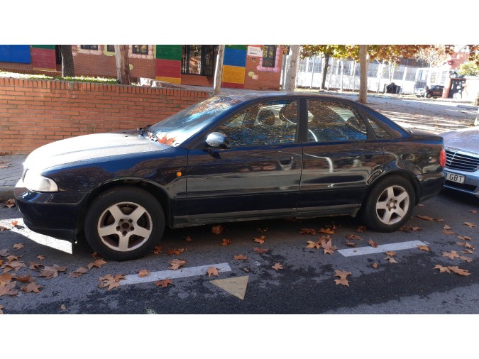 Autorradio AUDI A4 1998