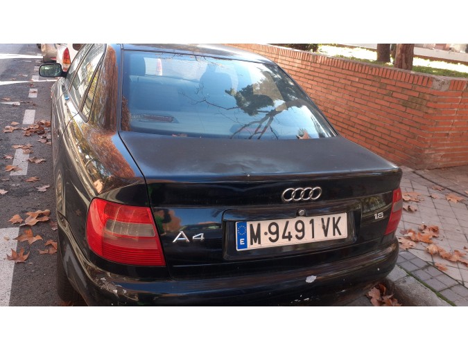 Autorradio AUDI A4 1998